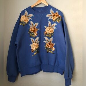 VTG embellished Blue Floral Women's Sweater XL in Mens so more room for women